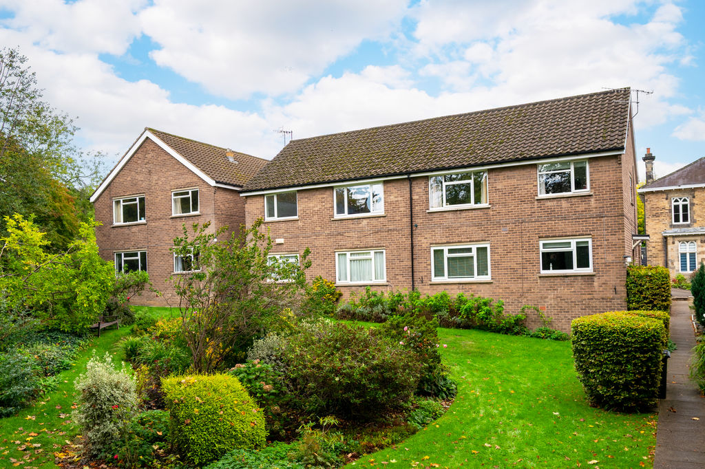 Oakburn Court Broomhall Road